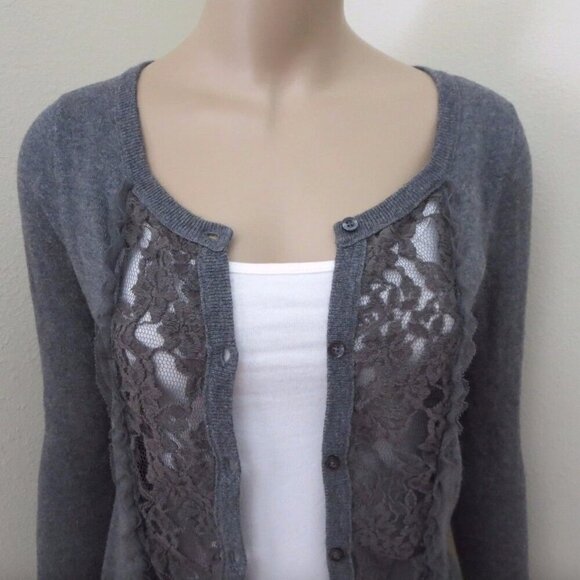 NEW Hollister Women Floral Lace Cardigan Size Small Gray Top Blouse Shirt - Picture 2 of 7